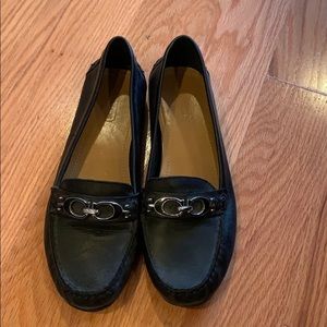 Coach flats